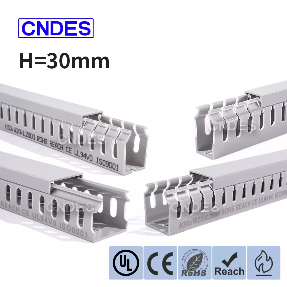 Kanál pro vedení kabelů z PVC o výšce 30 mm